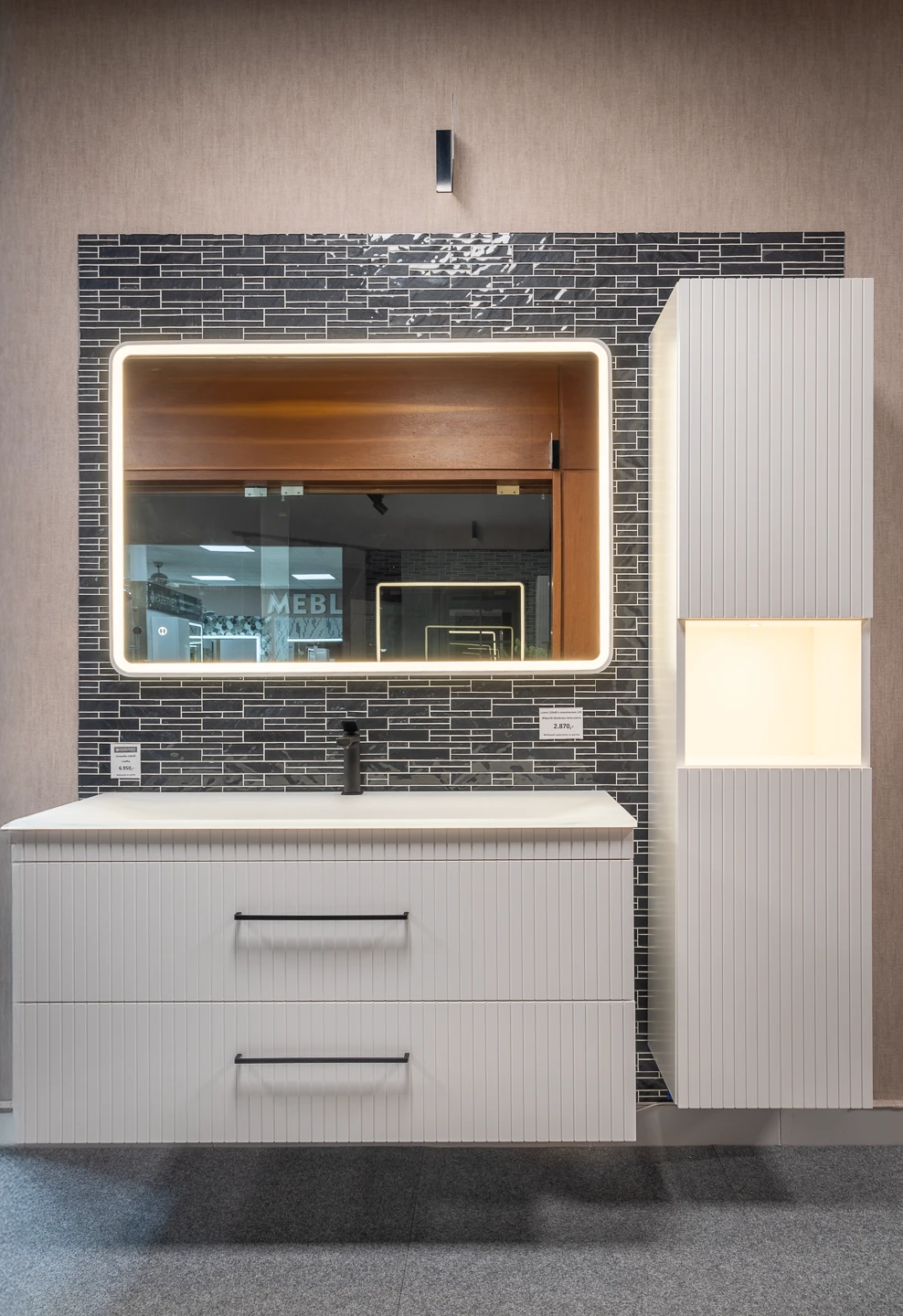 zdjęcie wnętrza salonu StrefaM2